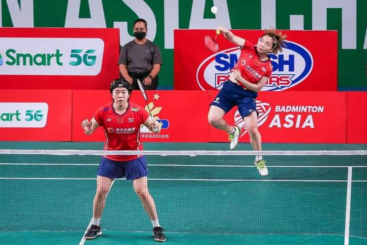 World No. 1 Chen Qingchen and Jia Yiafan punctuated their dominance with a solid 21-11, 21-15 win over Japan's Rin Iwanaga and Kie Nakanish.