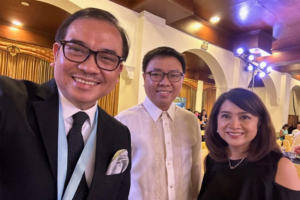 UST COLLEGE OF SCIENCE The Outstanding Alumni of Science Tribute (TOAST ...