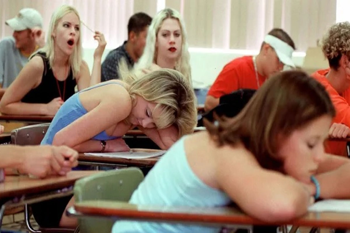 SLEEPY IN CLASS