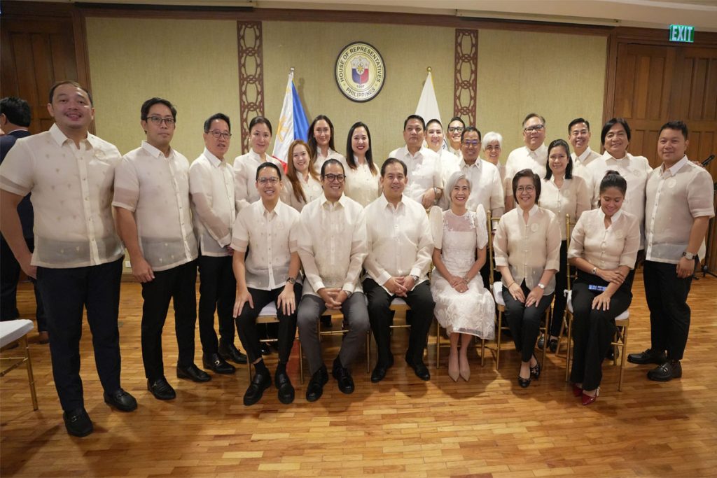 Mayor Lacuna, Ex-rep. Miro Quimbo Join Lakas-cmd - Journalnews